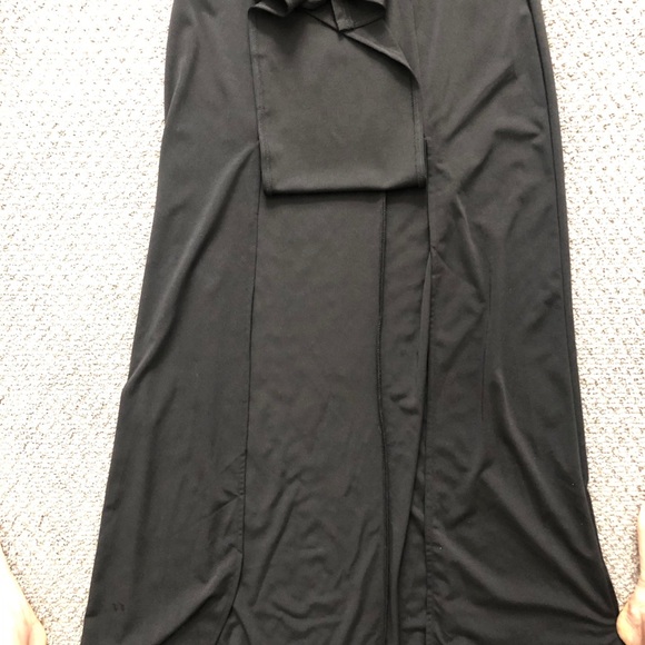 Sexy black fitted dress with lace/sheer accent - Picture 6 of 12